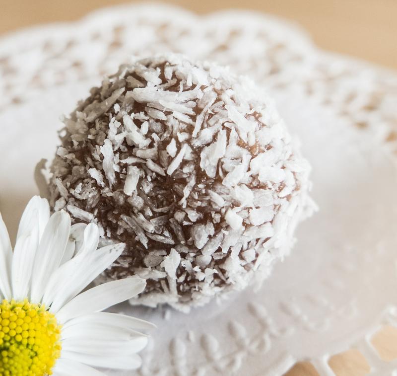 Havregrynskugler med appelsin og chokolade