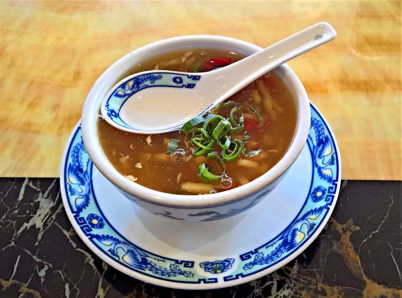Kinesisk suppe med rejeboller
